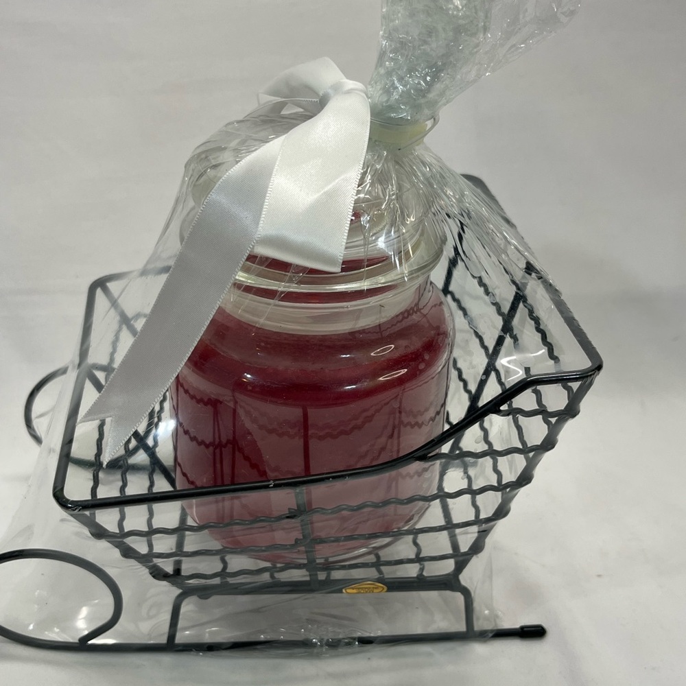 Yankee‎ Candle METAL Sleigh Gift Set CHRISTMAS EVE Scent RED/BLACK NEW - Picture 5 of 7